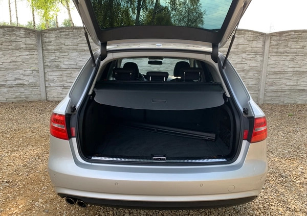 Audi A4 cena 46000 przebieg: 284617, rok produkcji 2014 z Milicz małe 631